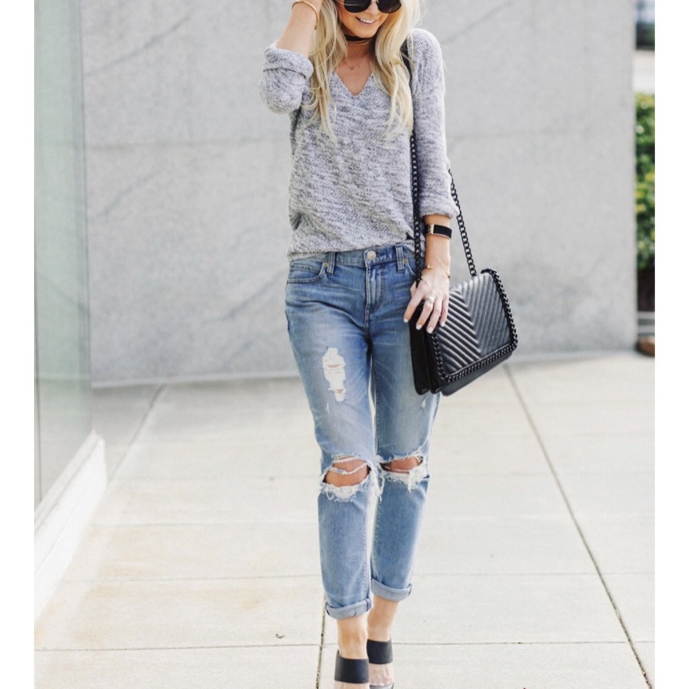Aeropostale girlfriend jeans never worn.